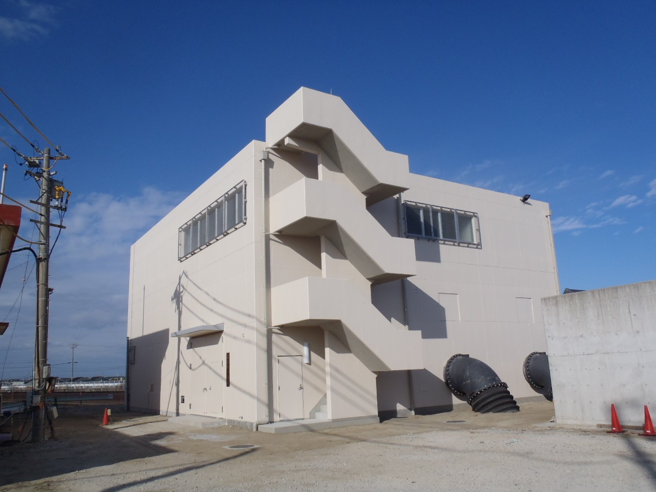 たん水防除事業　高島地区　上屋建築工事